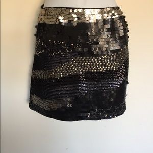 Ludi Sequined/Beaded Mini Skirt  12  Black VS